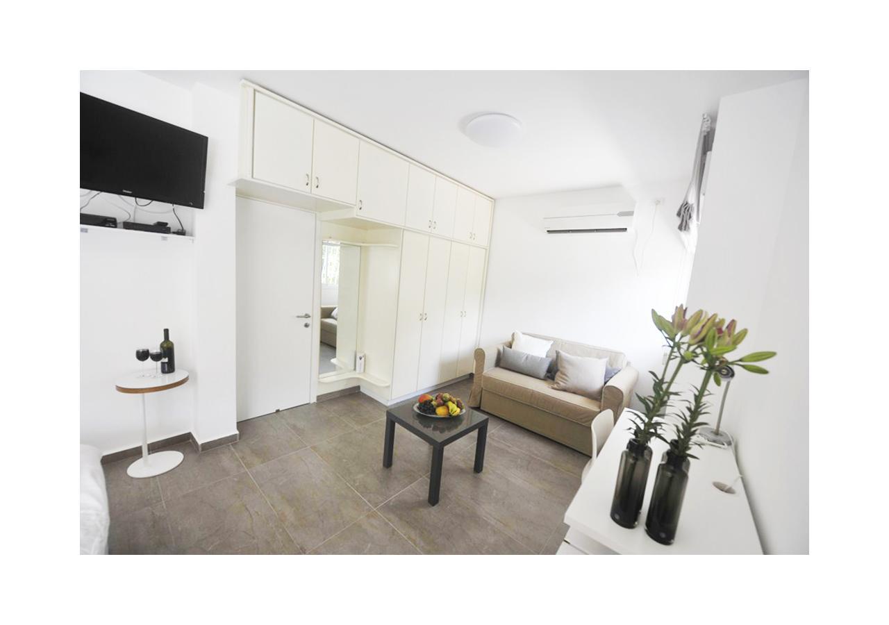 Boutique Apartment "Facing The Sea" Haifa Esterno foto